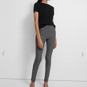 Skinny Legging in Houndstooth Ponte